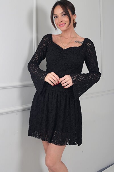 By Saygı Rochie scurtă din dantelă importată, cu guler tip Madonna, căptușită...