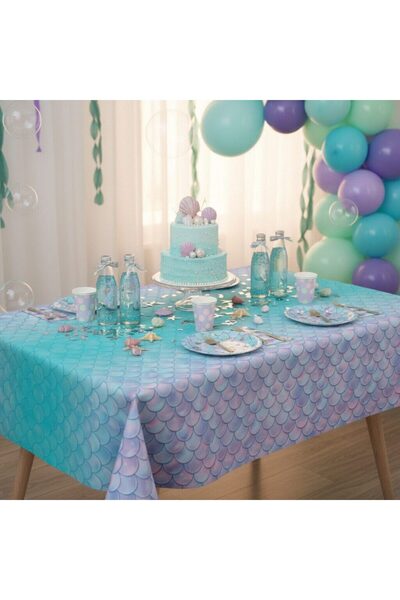 OEM Set of 2 themed party tablecloths, plastic material, size 183 x 137 cm, 2...