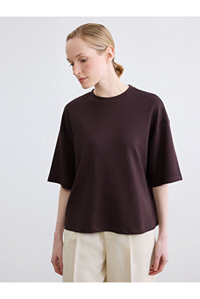 LC Waikiki تي شيرت نسائي فضفاض بياقة روبا من UZG STORE للنساء الأنيقات