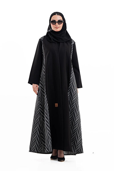 Hasnaa Abaya Israa's abaya with silver jacquard