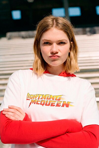 Bershka Cars baskılı kısa kollu oversize tişört