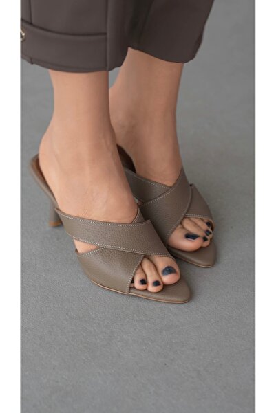 selin shoes Γυναικείες παντόφλες Ravion από γνήσιο δέρμα με ασύμμετρη κοπή κα...