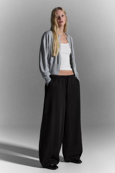 Bershka Stoperli barrel fit şardonlu eşofman altı