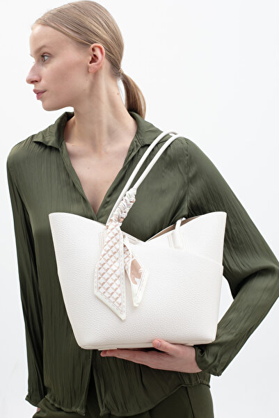 Matthew Cox Women's Arm Bag White Byn2495