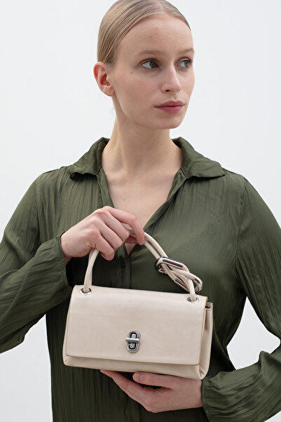 Matthew Cox حقيبة كتف نسائية بيج BYN2460