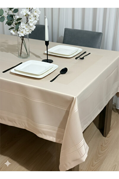 Rhythm London Textile Stain-Resistant Lace Patterned Tablecloth 160X220