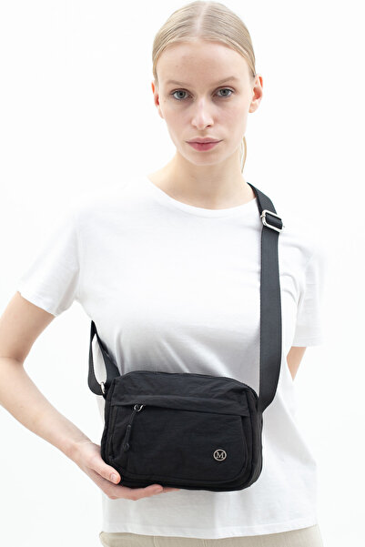 Matthew Cox Women's Arm Bag Black Byn2512