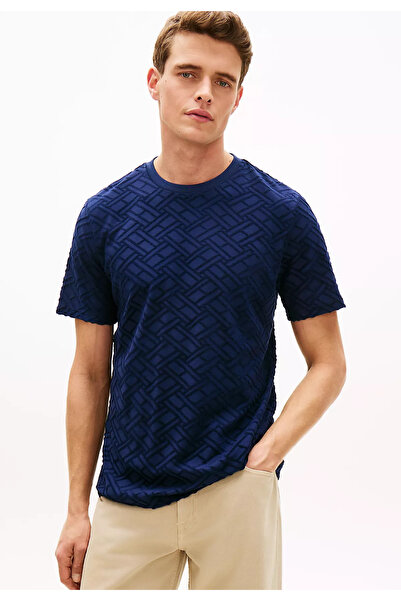 Tommy Hilfiger Men's Regular Fit Round Neck Embossed Patterned Cotton Short S...