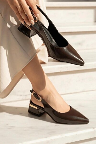 yezy shoes Balerini casual cu toc mic și detalii aurii Mary Jane