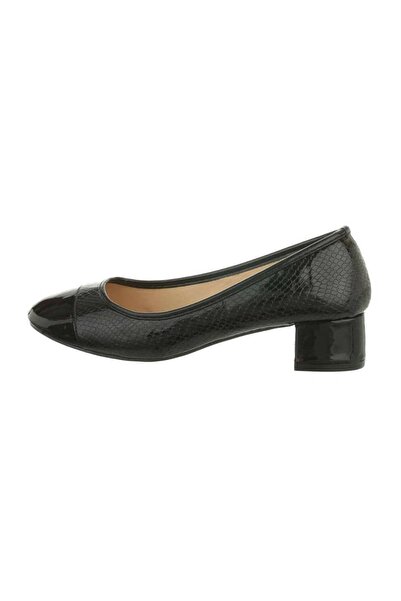 Small Swan P682 shoes, black,