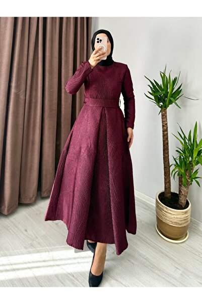 Meg butiq Gençkız tesettür abiye( jakar kumaştan)