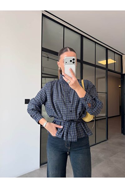 BB Bensu Buyruk Cămașă cu guler înalt, cu pliuri la umeri și legături, albast...