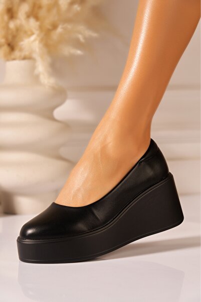 Joana Keian Women's Black Platform Shoes Size 37