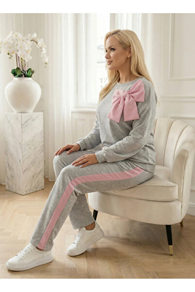 UniqueStore.ro Women's gray suit with pink statement bow