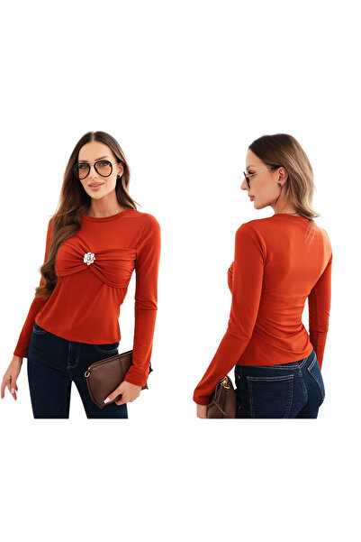 Kesi Bluzka damska z wiskozy dopasowana z drapowaniem i broszką ruda