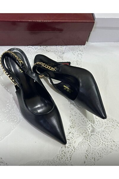 BARAQA Elegant women's shoes in several colors, complete with all accessories.