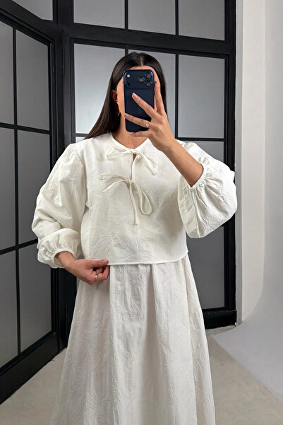 URİS Women's Ecru Floral Embroidered Shirt and Elastic Waist Skirt Blouse Two...