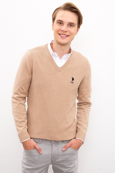 U.S. Polo Assn. Men's Camel V-Neck Basic Knitwear Sweater 50224890-Vr015