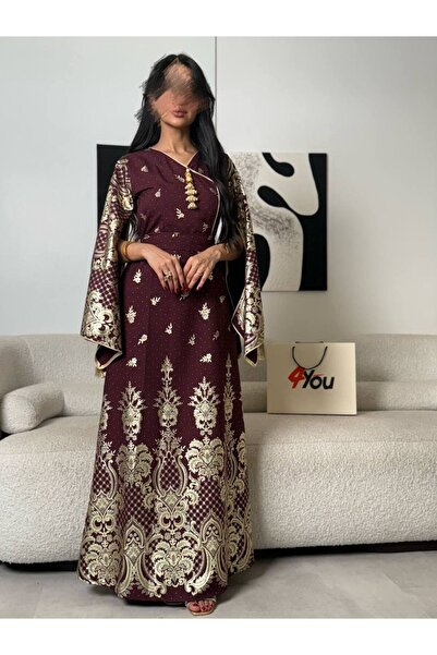 Generic جلابية مغربية راقية مطرزة بلمسات ذهبية تراثيه .