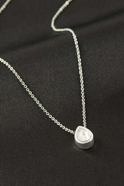 ZERO LAND قلادة STOROZAL بحجر على شكل قلب - (62150) لون فضي