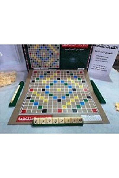 Other لعبة الكلمات المتقاطعة الشهيرة في الألعاب التعليمية