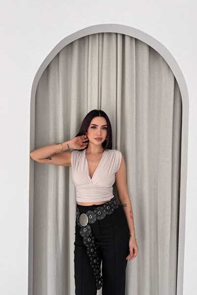 MİROR Bluză crop de damă, fără mâneci, cu decolteu adânc și șnururi