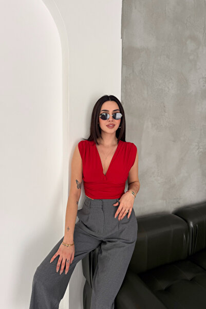 MİROR Women's Sleeveless Deep Neck Gathered Crop Blouse