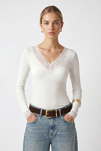 Ritnice Kadın Rave Dantelli Yarı Transparan Ultra Hafif Ekru Örme Bluz