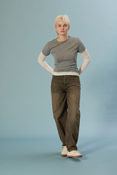 Nisan بلوزة تريكو مزينة بأجزاء من الكولاري