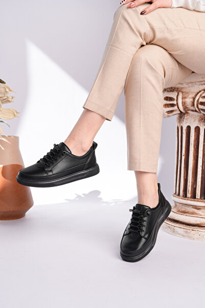 Ewen Tomm Women's Daily Lace-Up Sneaker with Comfortable Sole, Stylish Minima...