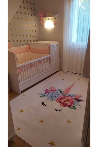 Evmila Unicorn Boynuz Baskı Halı Modeli