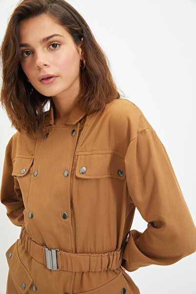 Trendyol Collection Mini tkané šaty s velbloudím pásem TWOAW22EL0446