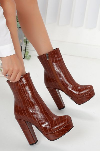 LİLLA Lilla Shoes Damen-Plateaustiefel mit dickem Absatz in Hellbraun