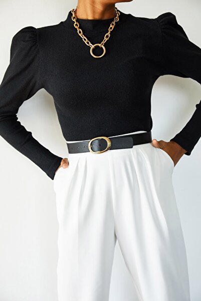 XHAN Dámská černá halenka s nabíranými rameny 1KZK3-10750-02