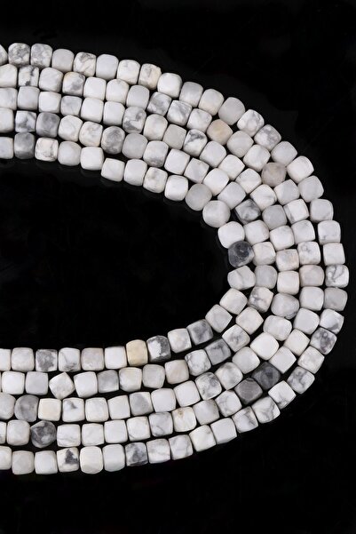 Dünya Doğal Taş 4x4 мм кубообразен хаулит - серия Dz4072