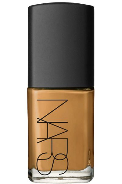 Nars Sheer Glow Foundation - Macao