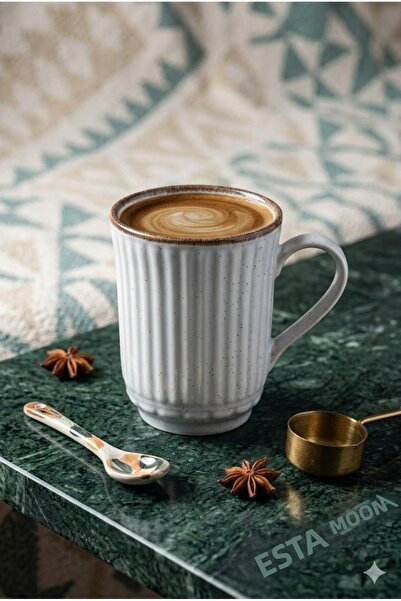 Madame Coco Bien Mug