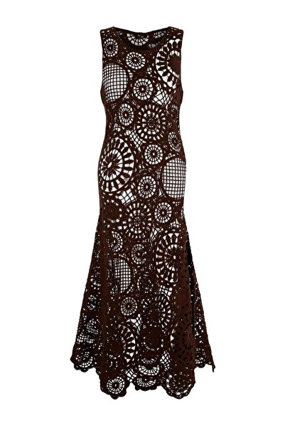 Trendyol Collection Dunkelbraunes Strick-Maxi-Strandkleid TBESS26EL00042