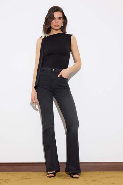 Trendyol Collection Blugi negri cu talie înaltă, extra elastici, cu croială e...