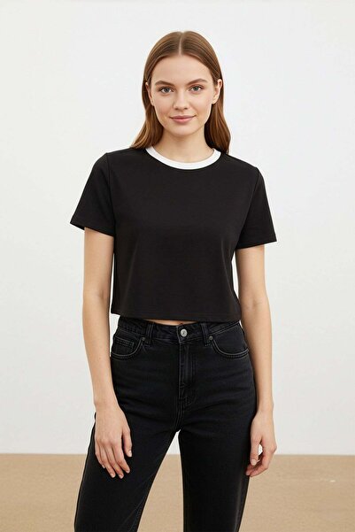 Fulla Moda Βασικό μπλουζάκι με γιακά Ribana ελαφρύ Crop