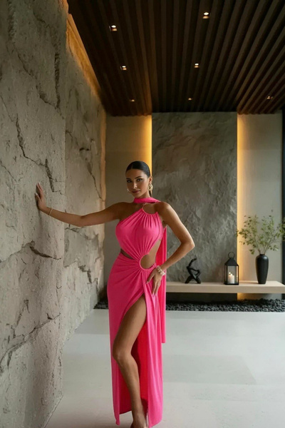 Afitapbutikmoda Boyundan Baglamalı Özel Tasarım Yırtmaçlı Sırt Dekolteli Uzun...