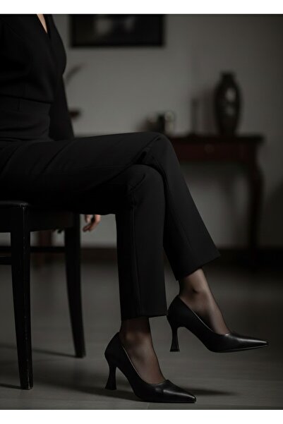 CARLA BELLA Удобни и стилни обувки с ток 9 см Черни дамски обувки с висок ток...