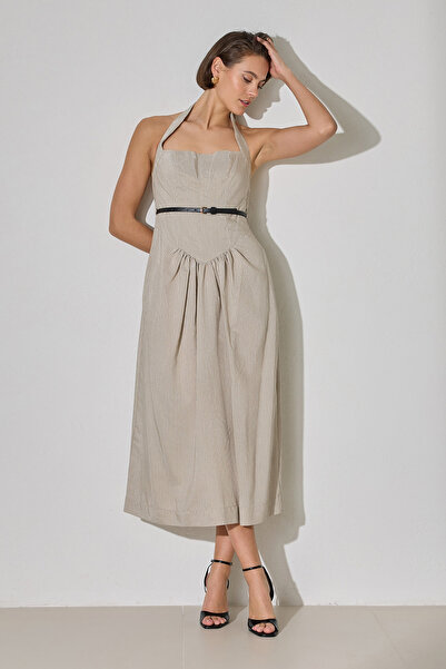 Setre Кремаво-черна рокля с детайли на врата и талията и колан