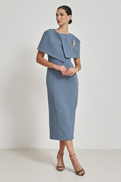 Setre Кварцова яка, детайлна рокля с пълна кройка и средна дължина