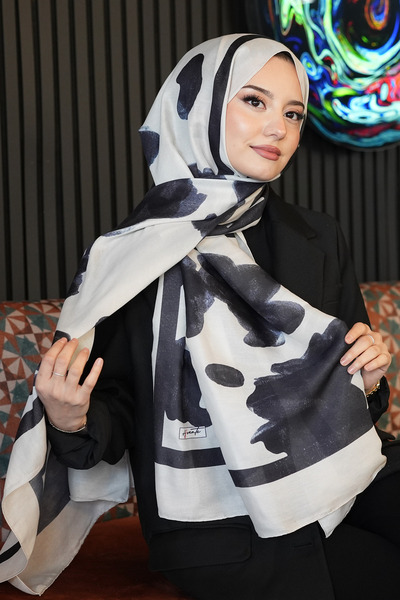 AFVENTE Rose Pattern Ivory Soft Cotton Shawl