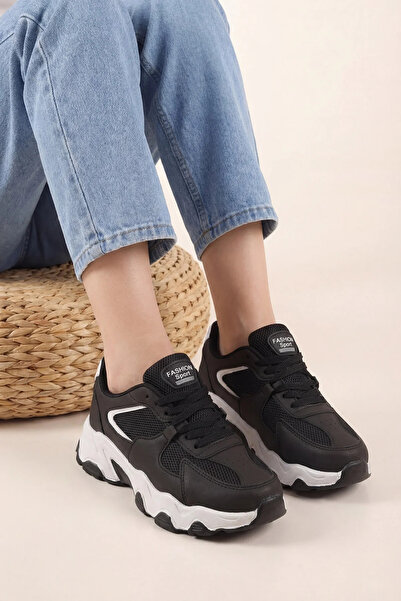 Moda Kadıköy حذاء رياضي نسائي أسود وأبيض لتقويم العظام