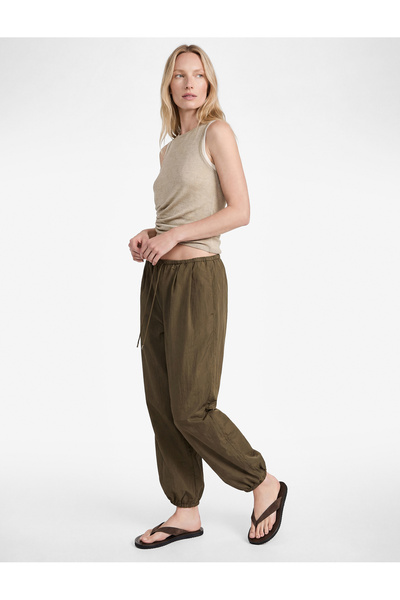 Koton Pantaloni din țesătură elastică tip parașută