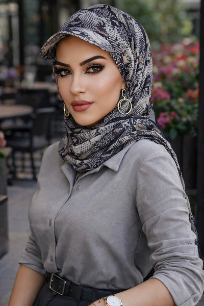 Aişe tesettür Siyah Yılan Derisi Desen Kepli Bandana Şapka Şal