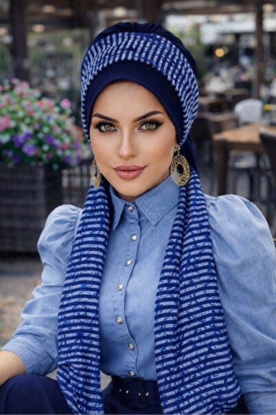 Aişe tesettür Mornarsko plavi šal sa Prugasto uzorka