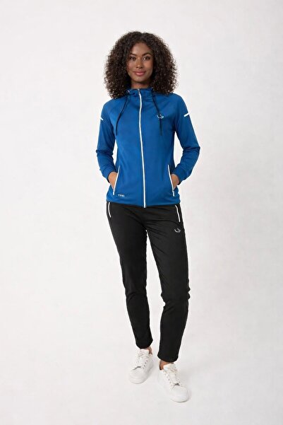 wera Rahat ve şık kadın eşofman takımı